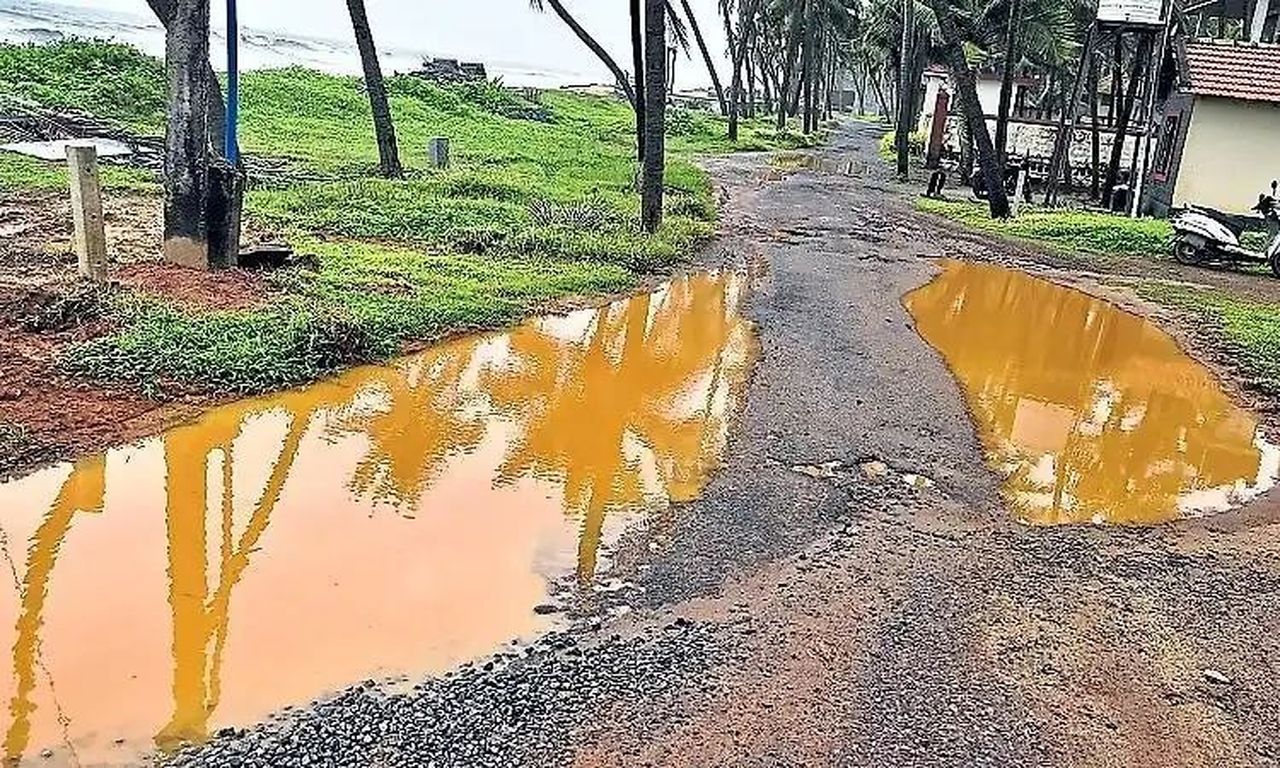 कापू में पर्यटन को बदहाल सडक़ों का झटका