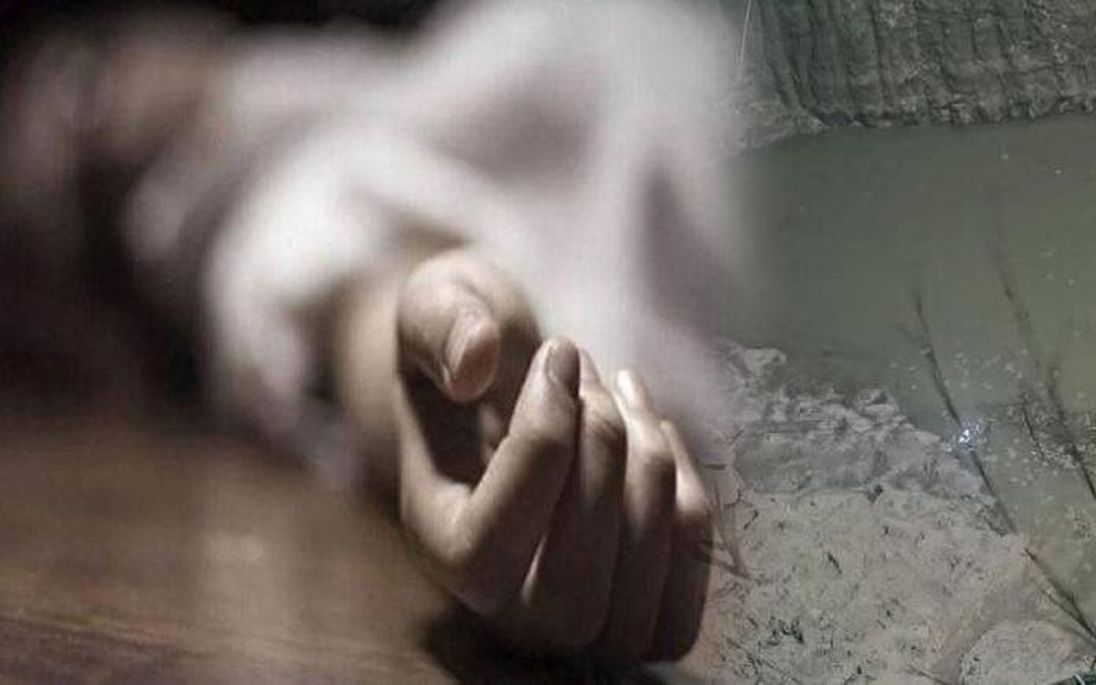 कुएं में मिली बहनों की लाशें, पिता लापता