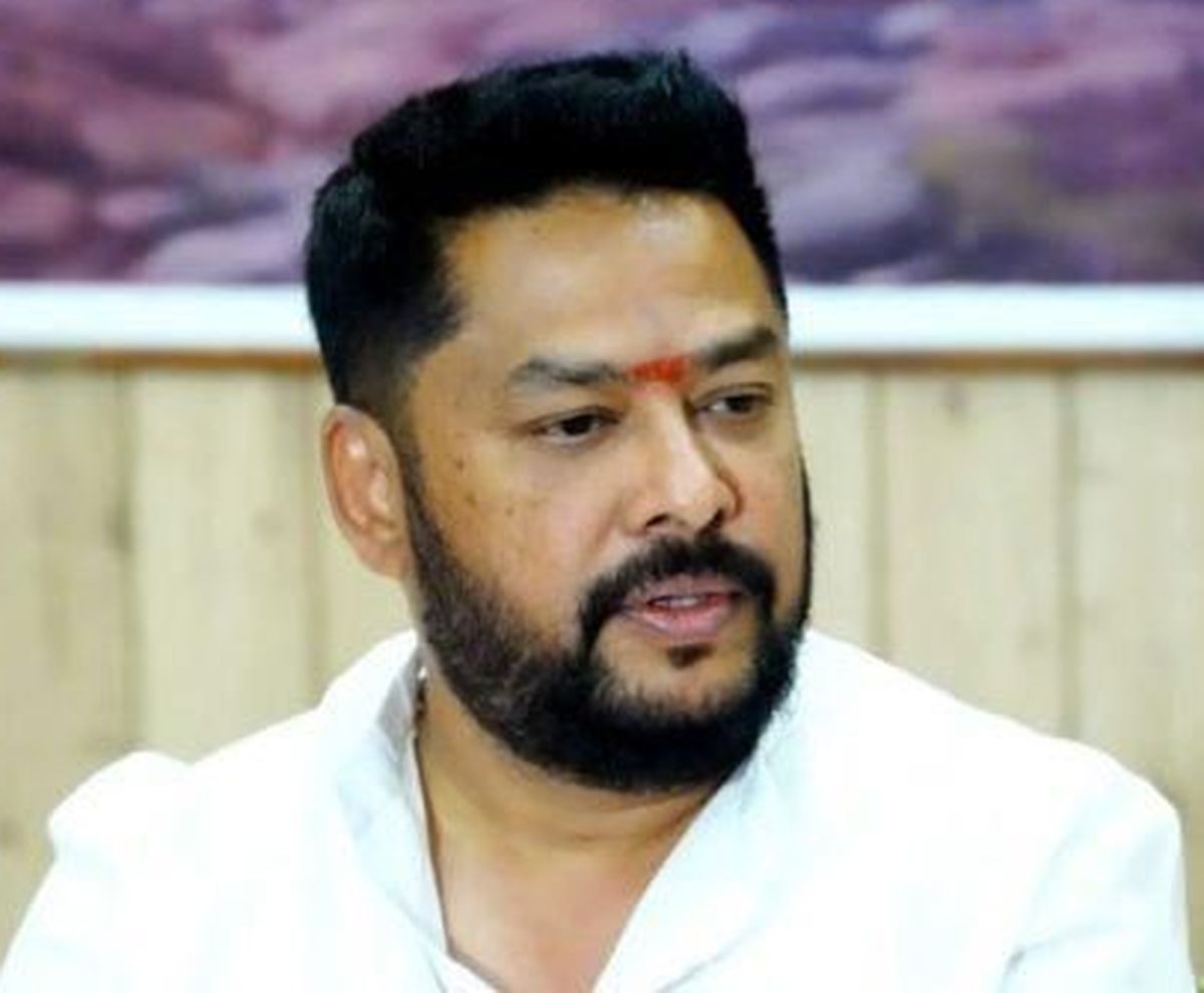 दूसरी पारी में फिर मंत्री बने बी. नागेंद्र, बल्लारी को मिला सत्ता का प्रतिनिधित्व