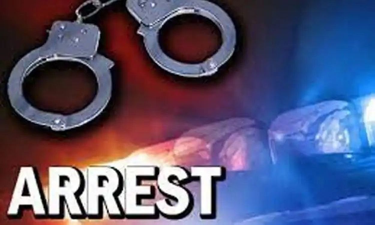 नशे के सेवन के आरोप में 10 गिरफ्तार