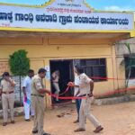 ग्राम पंचायत कार्यालय में पूर्व सैनिक और बेटी की हत्या