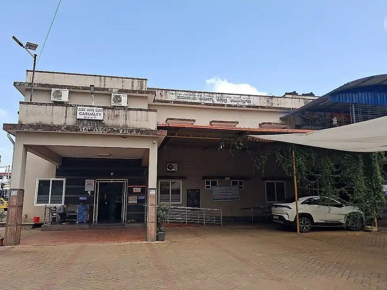 एक डॉक्टर के भरोसे चार प्राथमिक स्वास्थ्य केंद्र