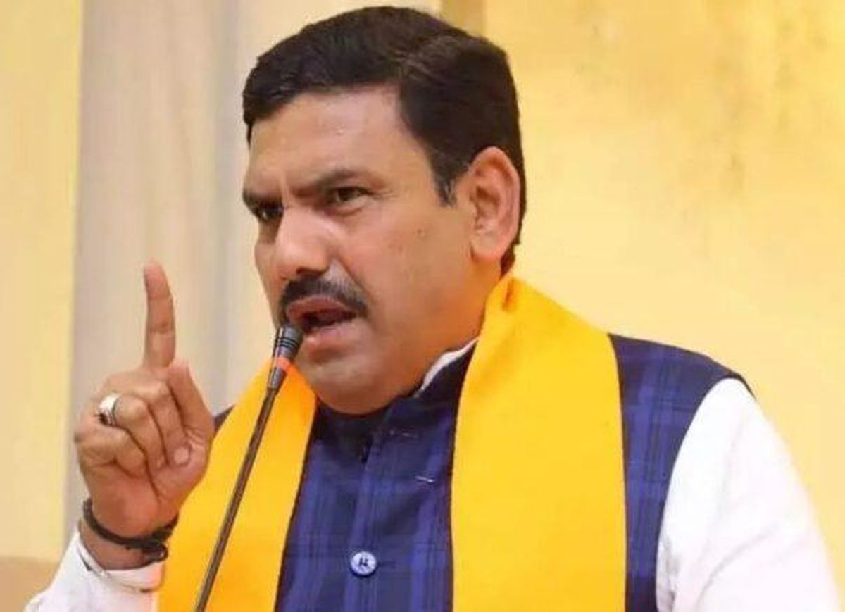आरक्षण कानून रद्द होने पर कांग्रेस का मोदी पर आरोप, अपनी नाकामी छिपाने की कोशिश : विजयेंद्र