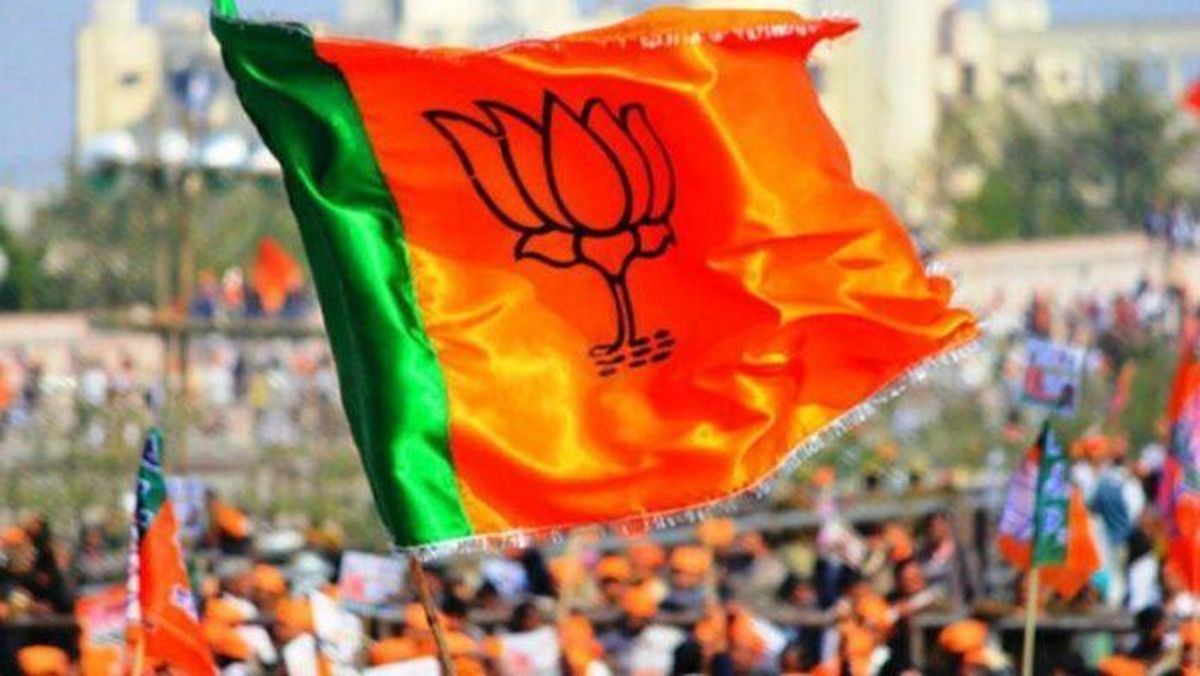 दावणगेरे भाजपा में फिर घमासान, रेणुकाचार्य पर सीडी से ब्लैकमेलिंग का आरोप
