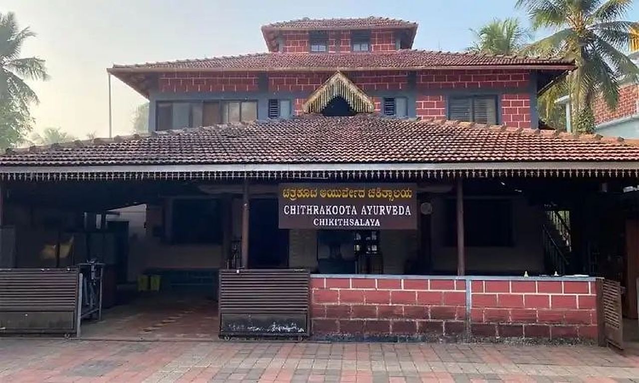 स्वीडन की महिला को भाया सनातन संस्कार